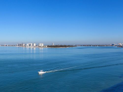 apt-10e-4822 Ocean Blvd, SARASOTA, FL, 34242-1359 | Card Image