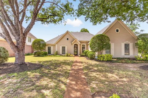 1563 Quail Pointe Cir W, Memphis, TN, 38120-1322 | Card Image