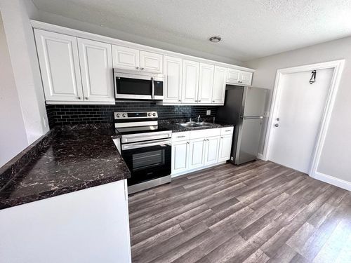 apt-5-836 Center St, Jupiter, FL, 33458-4107 | Card Image