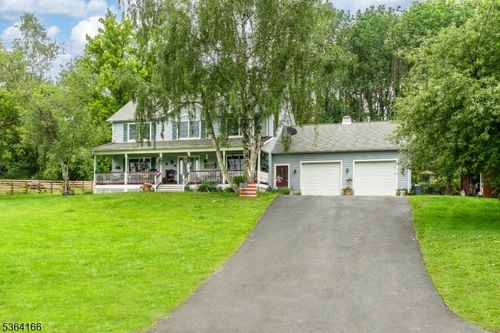 15 Franeks Rd, Hamburg, NJ, 07419-2608 | Card Image