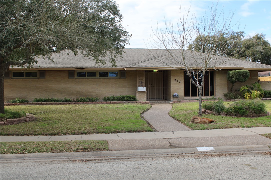 Cape Henry Dr, Corpus Christi, TX 78412
