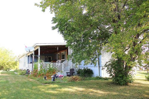 {{alt}} | Card Image