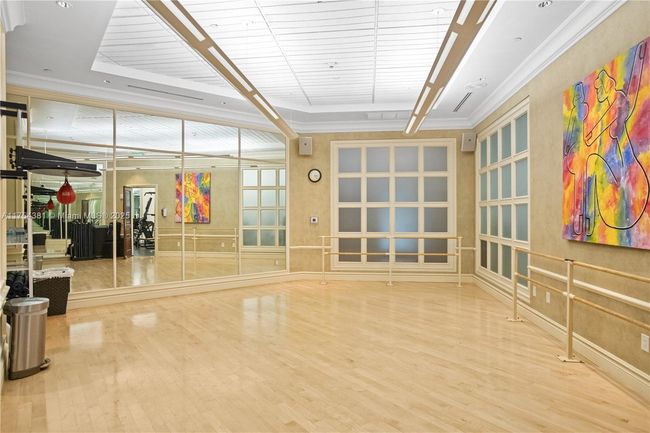 APT-3202 - 16051 Collins Ave, Condo with 2 bedrooms, 3 bathrooms and null parking in Sunny Isles Beach FL | Image 37