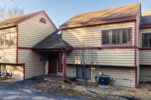 42 Spring Creek Ln, Galena, IL, 61036-8713 | Card Image