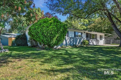 704 Hudson Dr., Nampa, ID, 83651 | Card Image