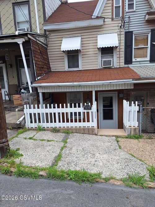 907 W Mulberry St, Coal Township, PA, 17866-2711 | Card Image