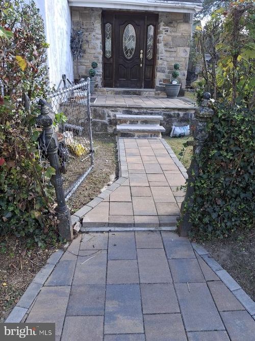 434 W Mount Pleasant Ave, PHILADELPHIA, PA, 19119-2922 | Card Image