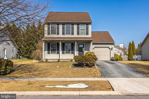 7 Sussex Dr, CARLISLE, PA, 17013-4800 | Card Image