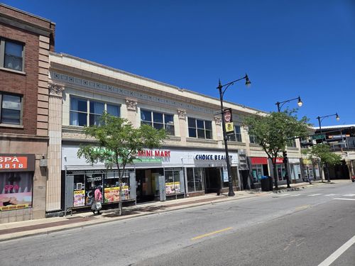 319 Howard Street, Evanston, IL, 60202 | Card Image