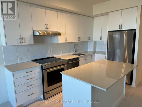 410-8960 Jane St, Concord, ON, L4K2M9 | Card Image