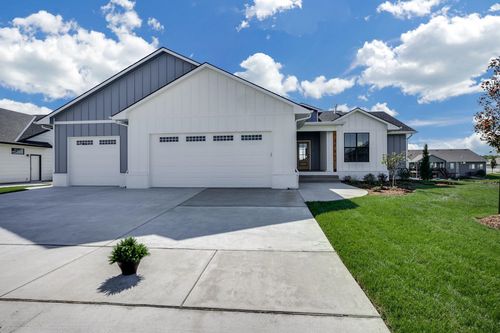 276 S Wellcrest Ct, Goddard, KS, 67052-2500 | Card Image