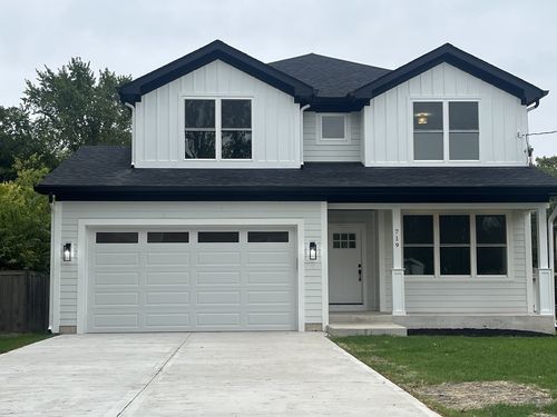 100 E Adams Avenue, Villa Park, IL, 60181 | Card Image