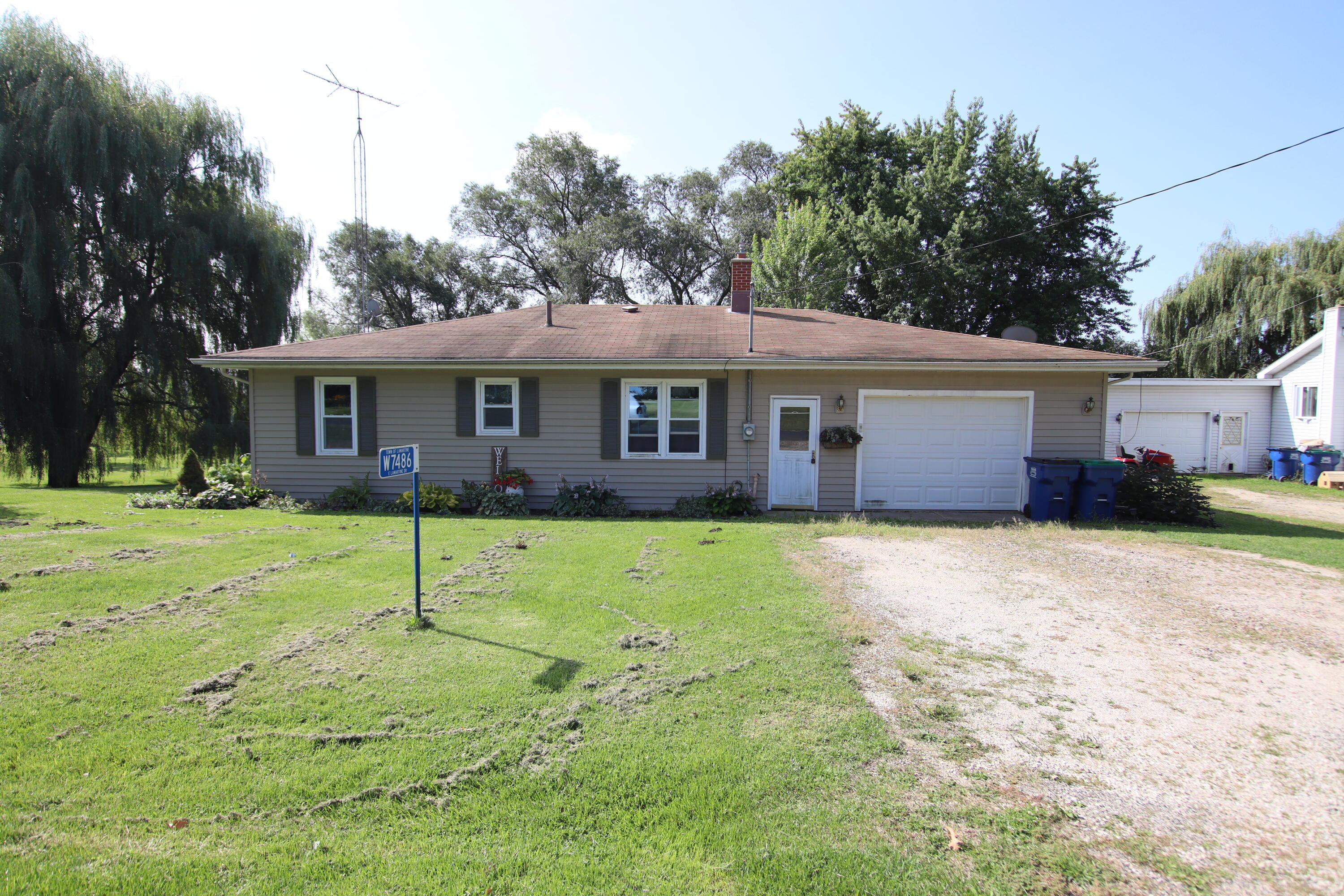 Lamartine Dr, Fond Du Lac, WI 54937