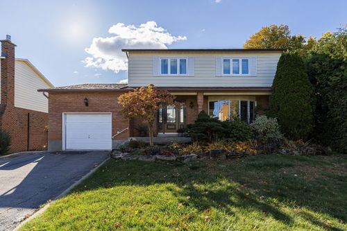 370 Rue Sénécal, Montréal, QC, H9C2G4 | Card Image