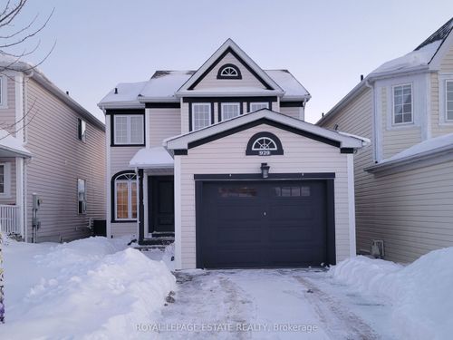 929 Glenbourne Crt, Oshawa, ON, L1K2P8 | Card Image