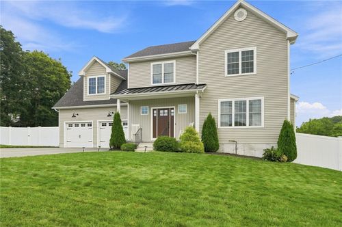 49 Regina Dr, Johnston, RI, 02919-5922 | Card Image