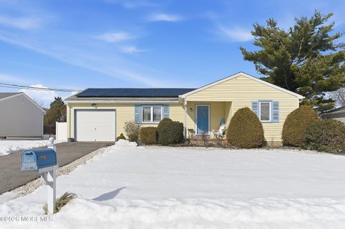 912 Sarasota Dr, Forked River, NJ, 08731-5329 | Card Image