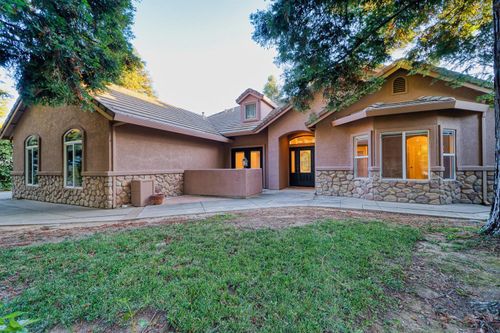 711 Saddleback Drive, Marysville, CA, 95901 | Card Image