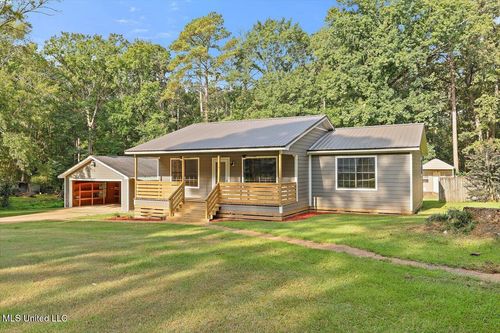 151 Russell St, Florence, MS, 39073-8712 | Card Image