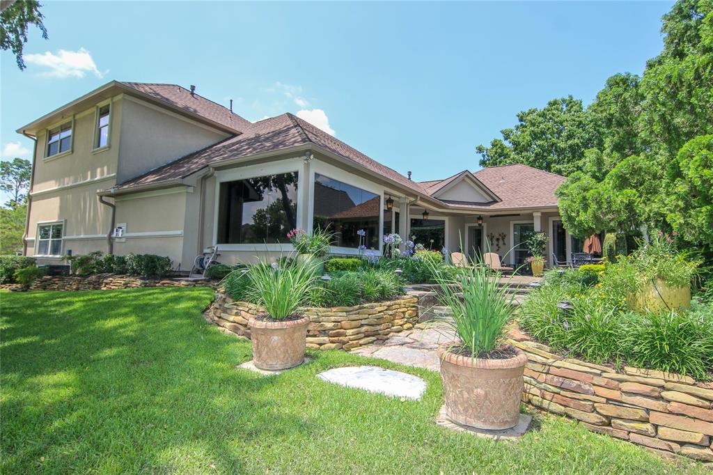 Fairfield Dr, Montgomery, TX 77356