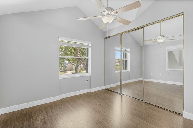 2701 Amherst Ct, Condo with 3 bedrooms, 2 bathrooms and null parking in Boynton Beach FL | Image 12