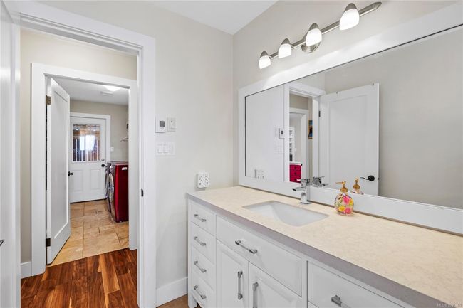 660 Phillips St, House other with 3 bedrooms, 2 bathrooms and 2 parking in Parksville BC | Image 34