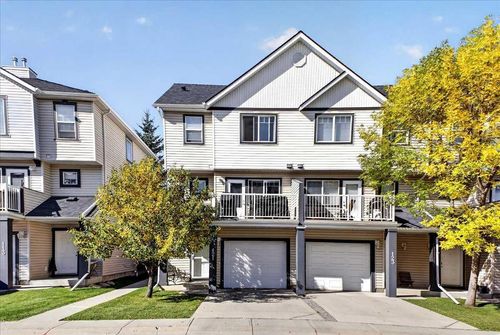 121 Everhollow Hts Sw, Calgary, AB, T2Y5B3 | Card Image