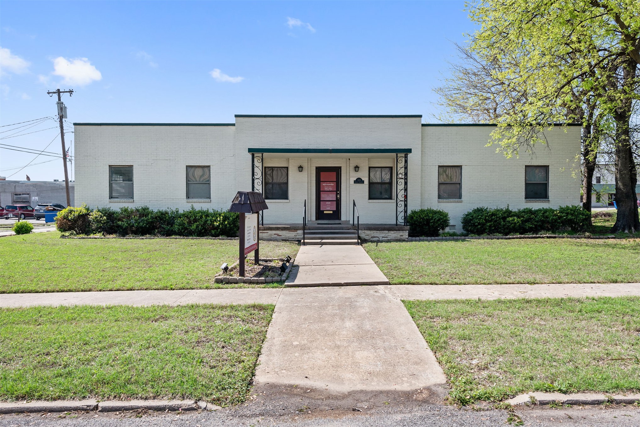 109 N Casaver Ave, Wagoner, OK 74467