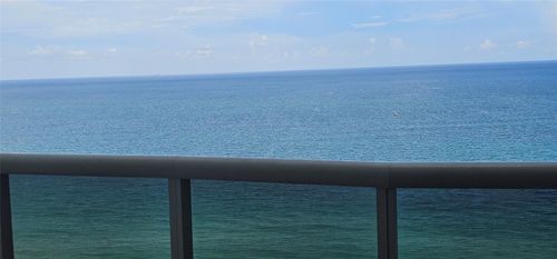 apt-2104-15901 Collins Ave, Sunny Isles Beach, FL, 33160-4103 | Card Image