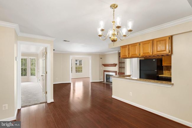 APT-201 - 11021 Folksie Ct, Condo with 2 bedrooms, 2 bathrooms and null parking in MANASSAS VA | Image 5