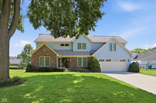 1167 Runningbrook Dr, Avon, IN, 46123-8149 | Card Image