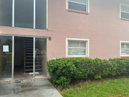 19-5885 Dahlia Dr, ORLANDO, FL, 32807-3271 | Card Image