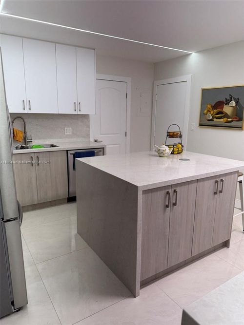 apt-104-8780 Azalea Ct, Tamarac, FL, 33321-2026 | Card Image