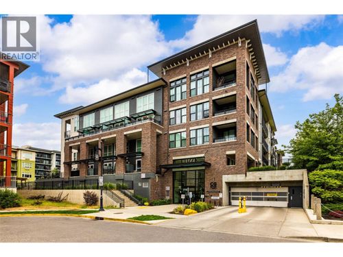 101-1775 Chapman Pl, Kelowna, BC, V1Y0G3 | Card Image