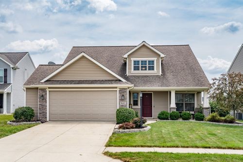 642 Barnsley Cv, Fort Wayne, IN, 46845-7800 | Card Image
