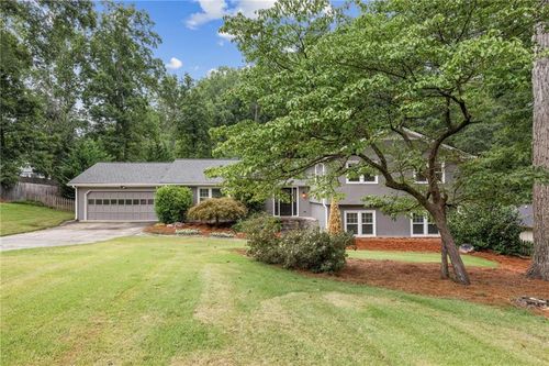 1164 Fairfield Dr, Marietta, GA, 30068-2628 | Card Image