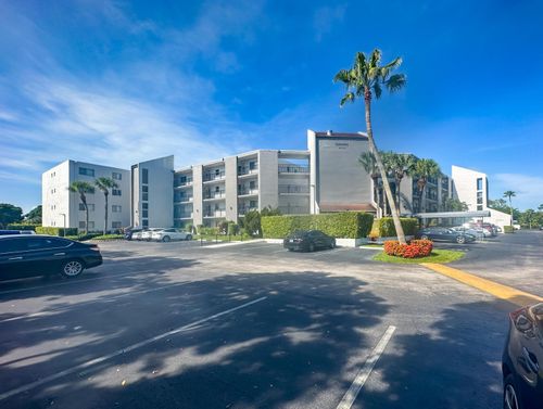 206-6850 10th Ave N, Lake Worth, FL, 33467-1990 | Card Image