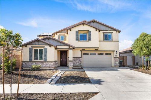 774 Green Ct, Perris, CA, 92571-5150 | Card Image
