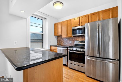3f-334 S 12th St, PHILADELPHIA, PA, 19107-5900 | Card Image