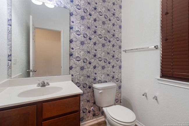 10210 Fossil Vly, House other with 3 bedrooms, 3 bathrooms and null parking in San Antonio TX | Image 14