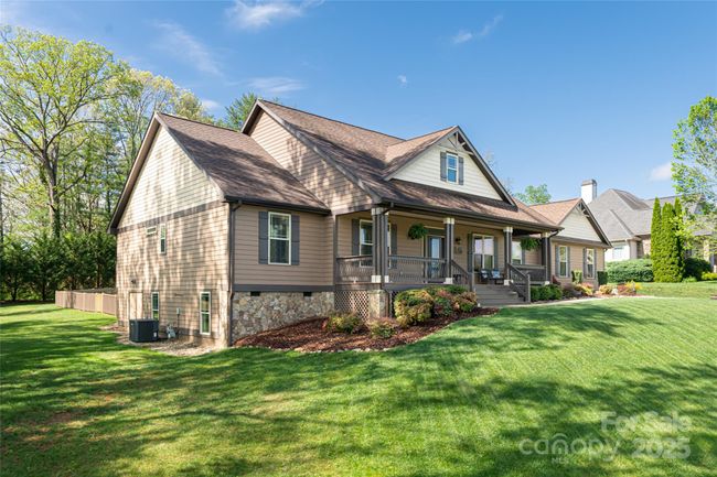 70 King Heights Dr, House other with 4 bedrooms, 4 bathrooms and null parking in Fletcher NC | Image 17