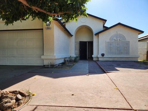 213 Kelly Avenue, Parlier, CA, 93648 | Card Image