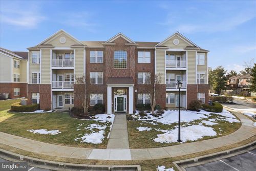 apt-2a-8206 Blue Heron Dr, FREDERICK, MD, 21701-3262 | Card Image