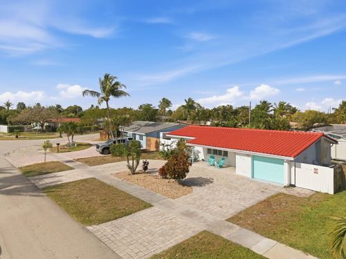 1123 Se 2nd Ave, Deerfield Beach, FL, 33441-6830 | Card Image