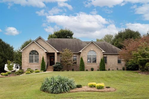 153 Farmer Ln, Bowling Green, KY, 42104-8573 | Card Image