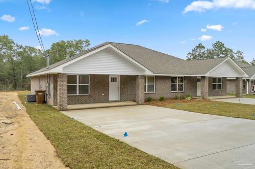 6876/6878 Trailride N, Milton, FL, 32570 | Card Image