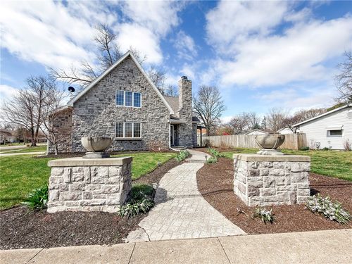 906 Ash St, Marshall, IL, 62441-1360 | Card Image