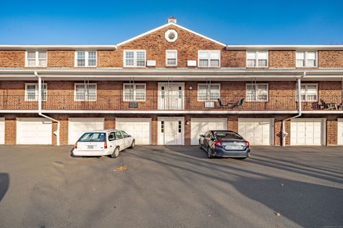 apt-19c-201 Regan Road, Vernon, CT, 06066 | Card Image