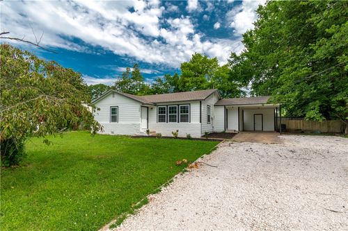 1908 W Lawson St, Fayetteville, AR, 72703-1319 | Card Image