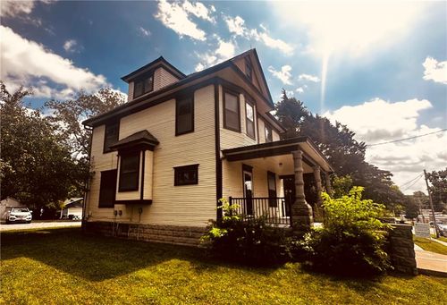 108 E Poplar St, Olathe, KS, 66061-3354 | Card Image